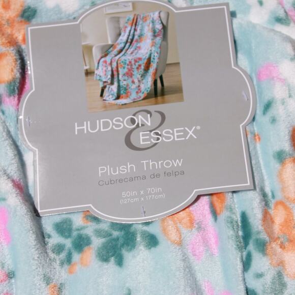 Hudson & Essex Plush Throw Spring Floral Ultra Soft Size 50 in X 70 in NEW - Picture 14 of 16
